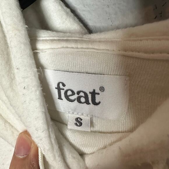 Feat Women's Sunset Lover BlanketBlend Crop Hoodie - Picture 5 of 7